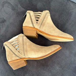 Vince Camuto Pimmy Booties!